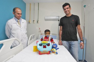 b_800_600_0_00_images_stories_ASCOM_hospDaCrianca-Natan_hosp_da_crianca_-_transplante_de_figado_-_internacao_Natan_4