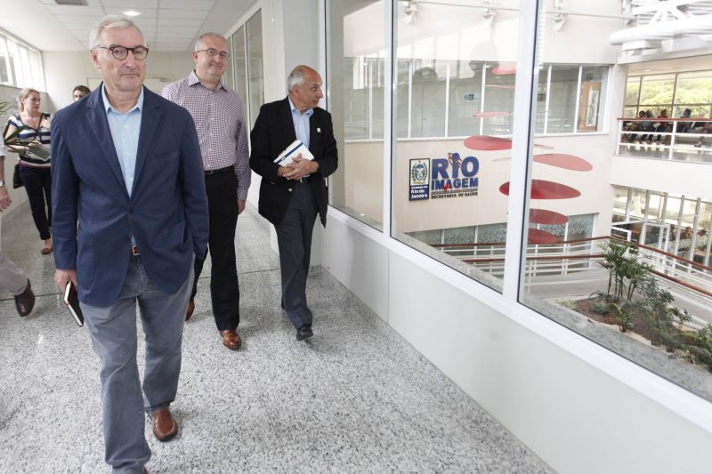 b_800_600_0_00_images_stories_ASCOM_visitasInternacionais2013_RioImagem-Visita_COI52