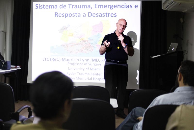 b_800_600_0_00_images_stories_ASCOM_seminario_miami_050
